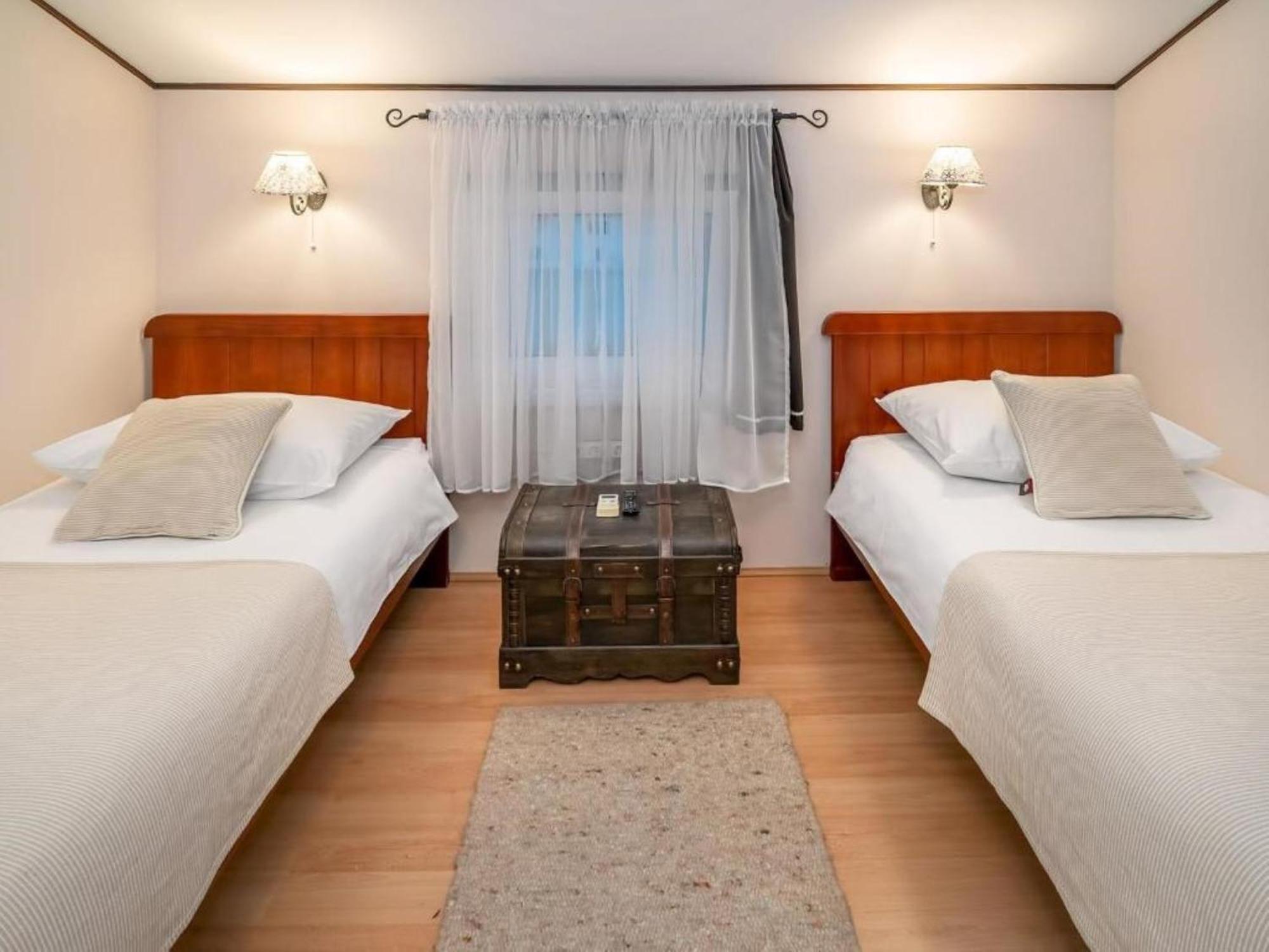 Apartments Villa Roza Drazice Quarto foto